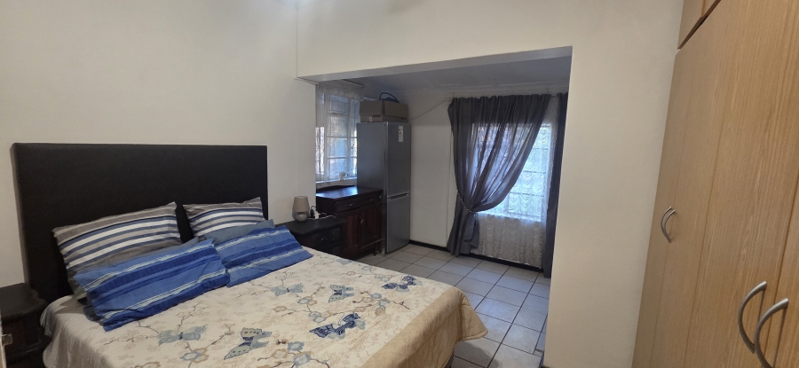 4 Bedroom Property for Sale in Rhodesdene Northern Cape
